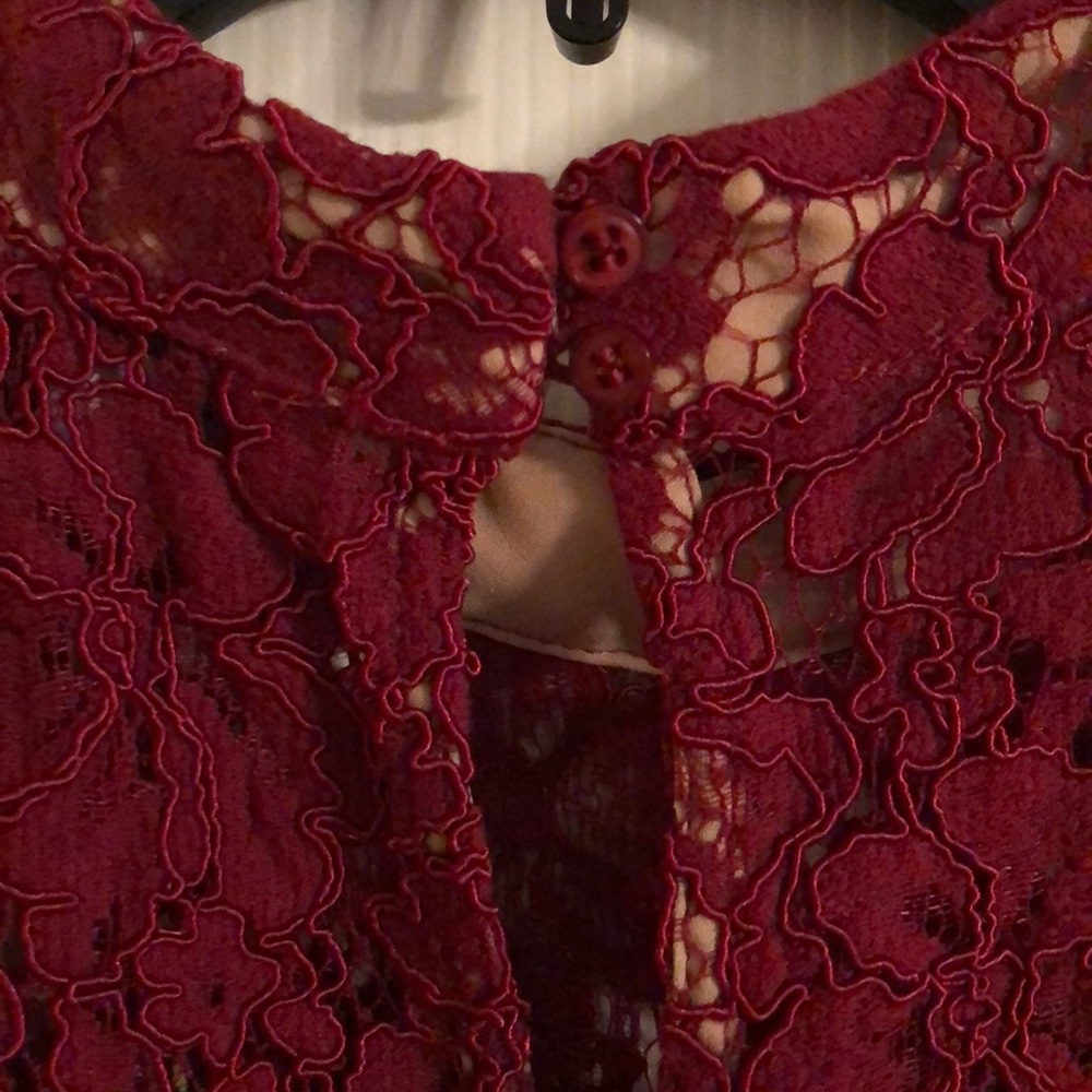 Lace tank - Picture 3 of 4